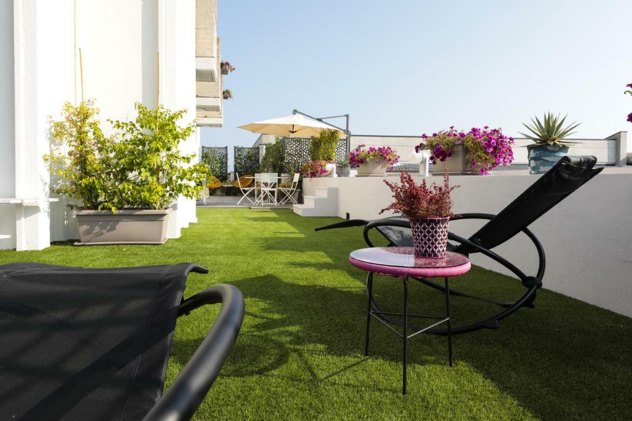 Sunseeker - 80 Mq Di Terrazzo Da Sogno 代森扎诺-德尔加达 外观 照片